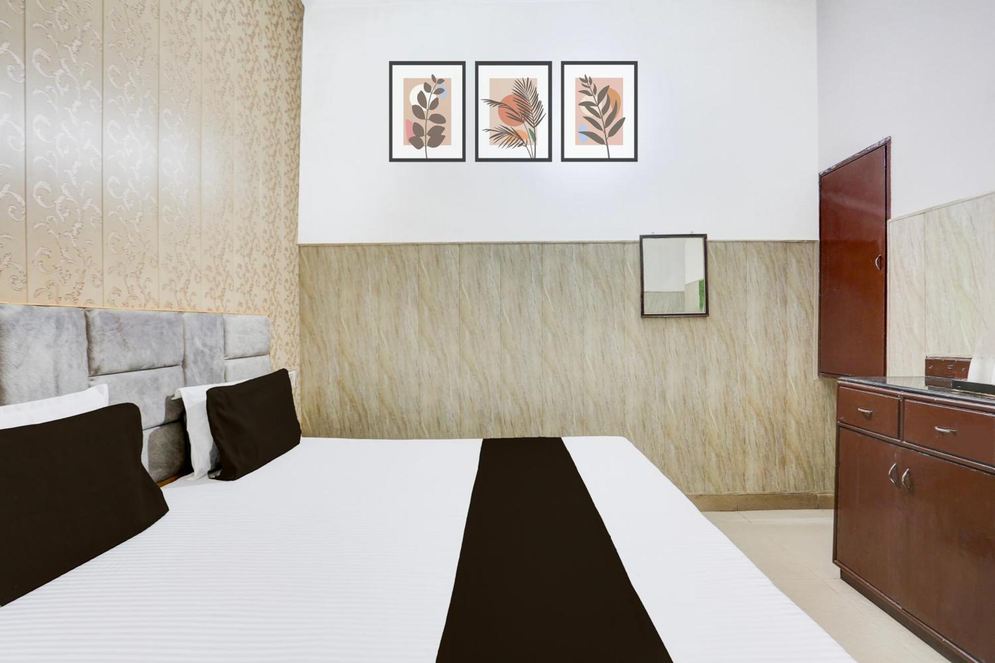 Hotel O Vk Palace Agra  Buitenkant foto