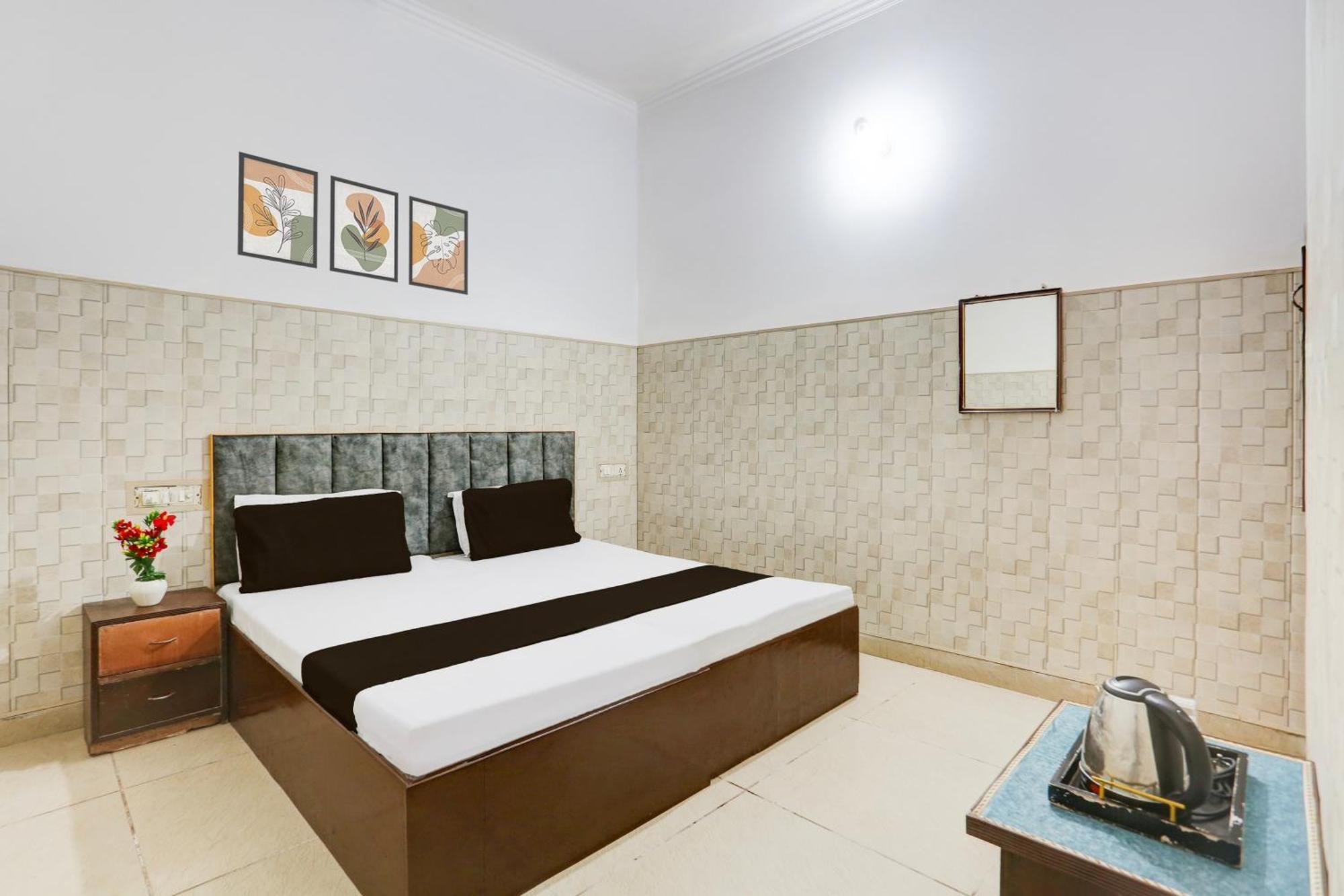 Hotel O Vk Palace Agra  Buitenkant foto