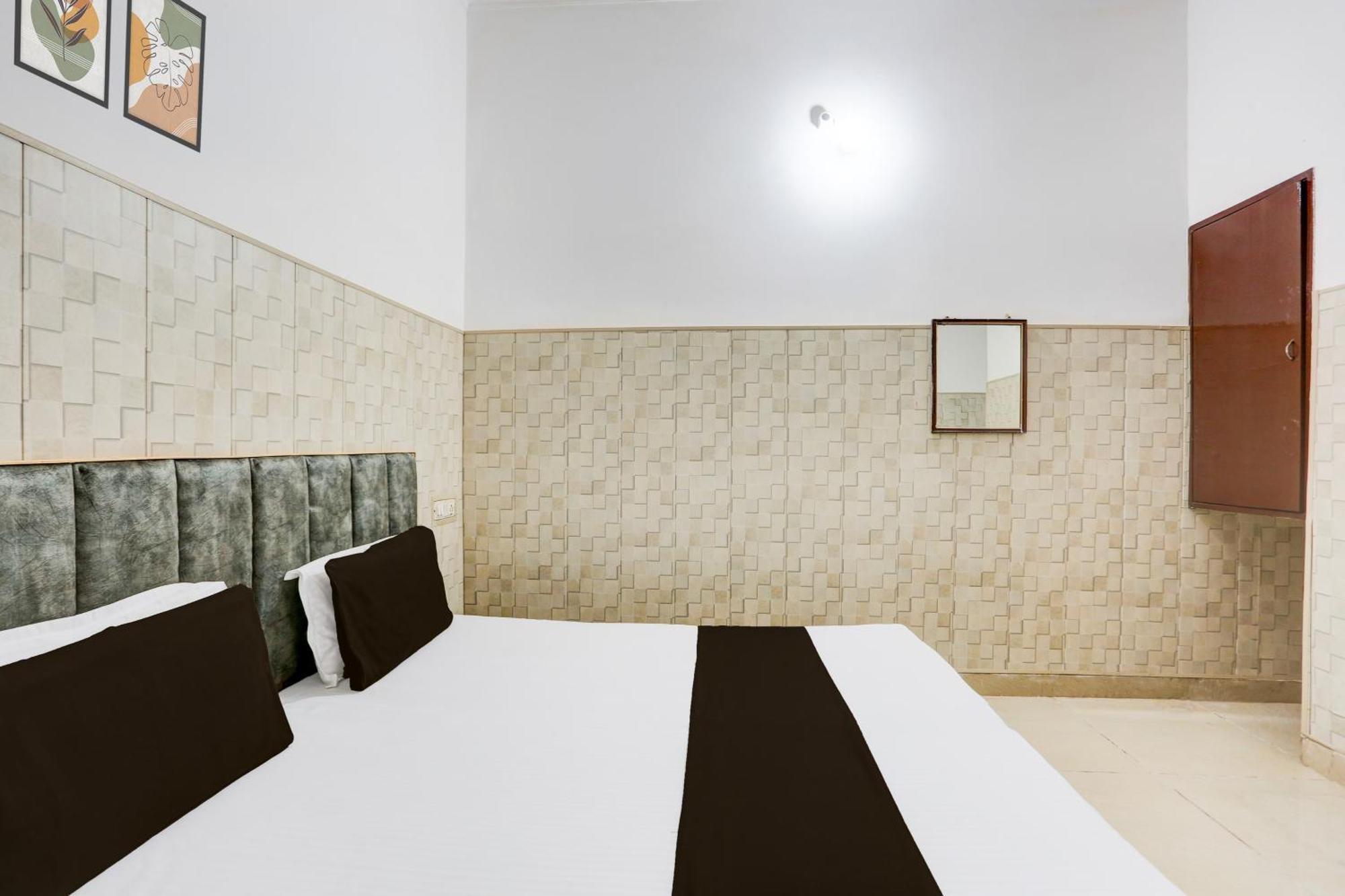 Hotel O Vk Palace Agra  Buitenkant foto